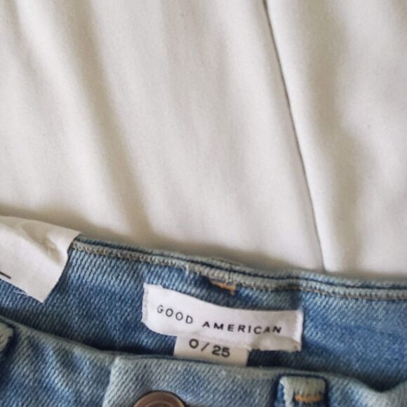 Good American Good Legs Cig Light Wash High Rise Cropped Ankle Jeans Size 0/25 - Picture 5 of 9